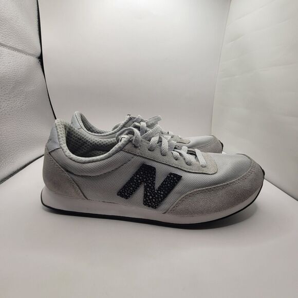 Womens new balance 410 running shoes sz 7.5 gray/Lt gray (plz read description) - Picture 4 of 13